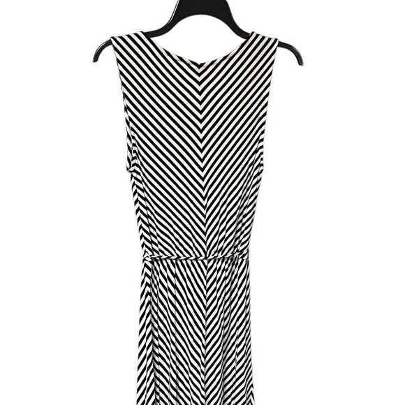 😊 3/$30 summer dress B&W w/ tie at waist, from Target (Merona) Sz M - Picture 9 of 10